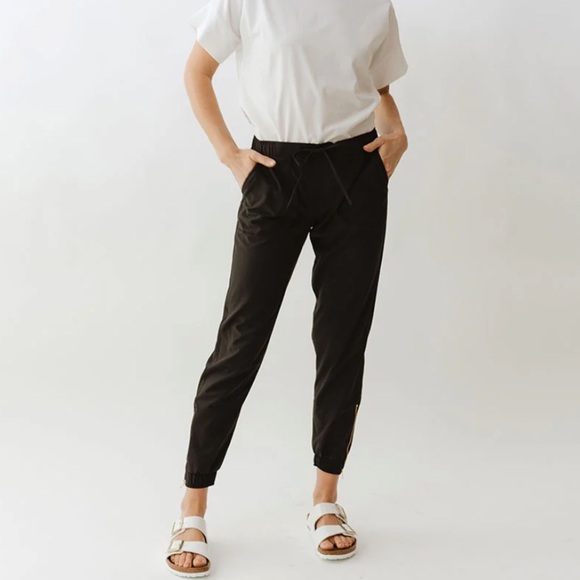 Albion Jetsetters Joggers - Picture 4 of 6